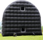 Grande tenda inflável preta (15x15x14ft) inclui uma sala de eventos