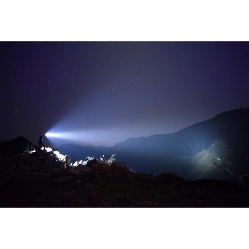 Olight X9r Torche 25 000 lúmens Recarregável