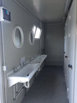 RECIPIENTE CON DUCHAS (DIM. 6.00 LOS X 2.40 M)